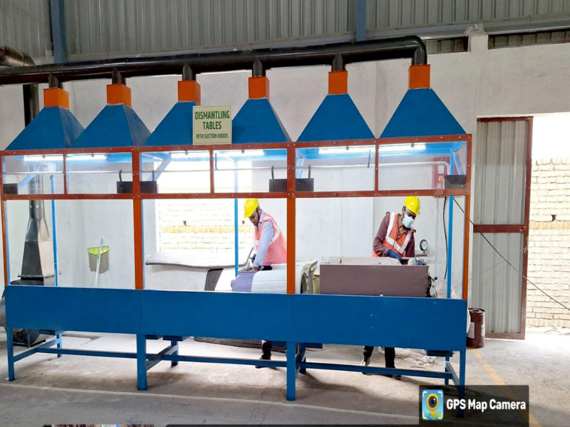 E-waste scrap sorting and recycling process India